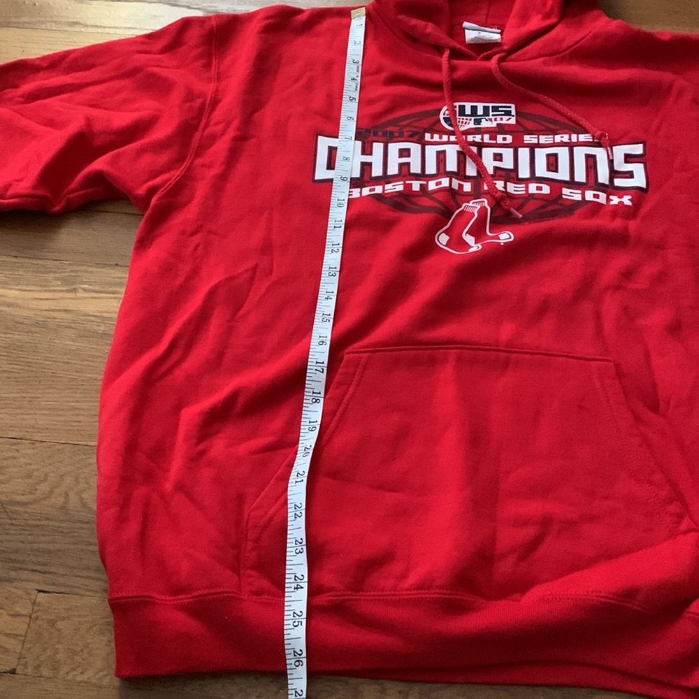 ⚾️Boston Red Sox 2007 Championship hooded sweatshirt. Size L. NWOT - Picture 6 of 6